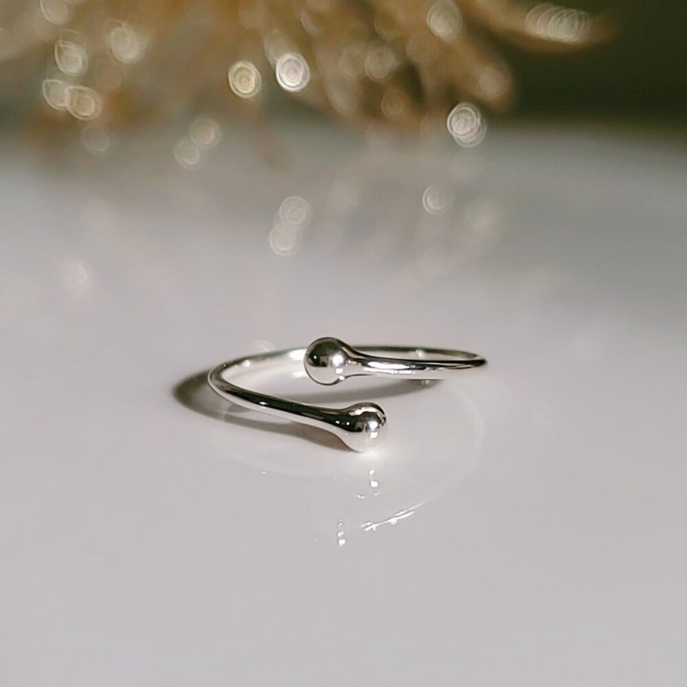 Sterling Silver Dainty Ball Ring, Tiny Wraparound Ring, 925 Minimalist Ring, - Picture 5 of 11